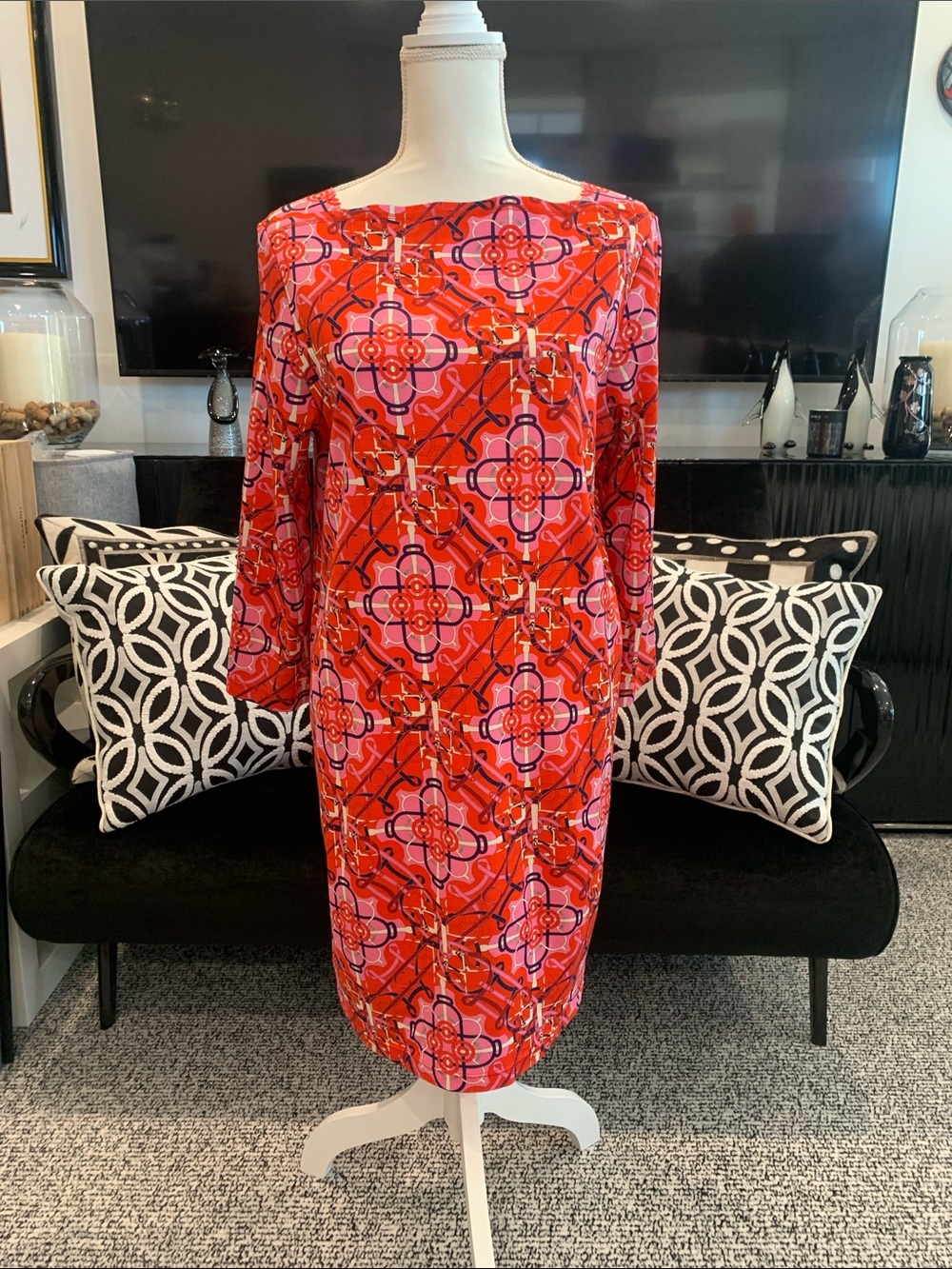 HERMES Vibrant Red Geo-Print Shift Dress. Size 44. Worn once